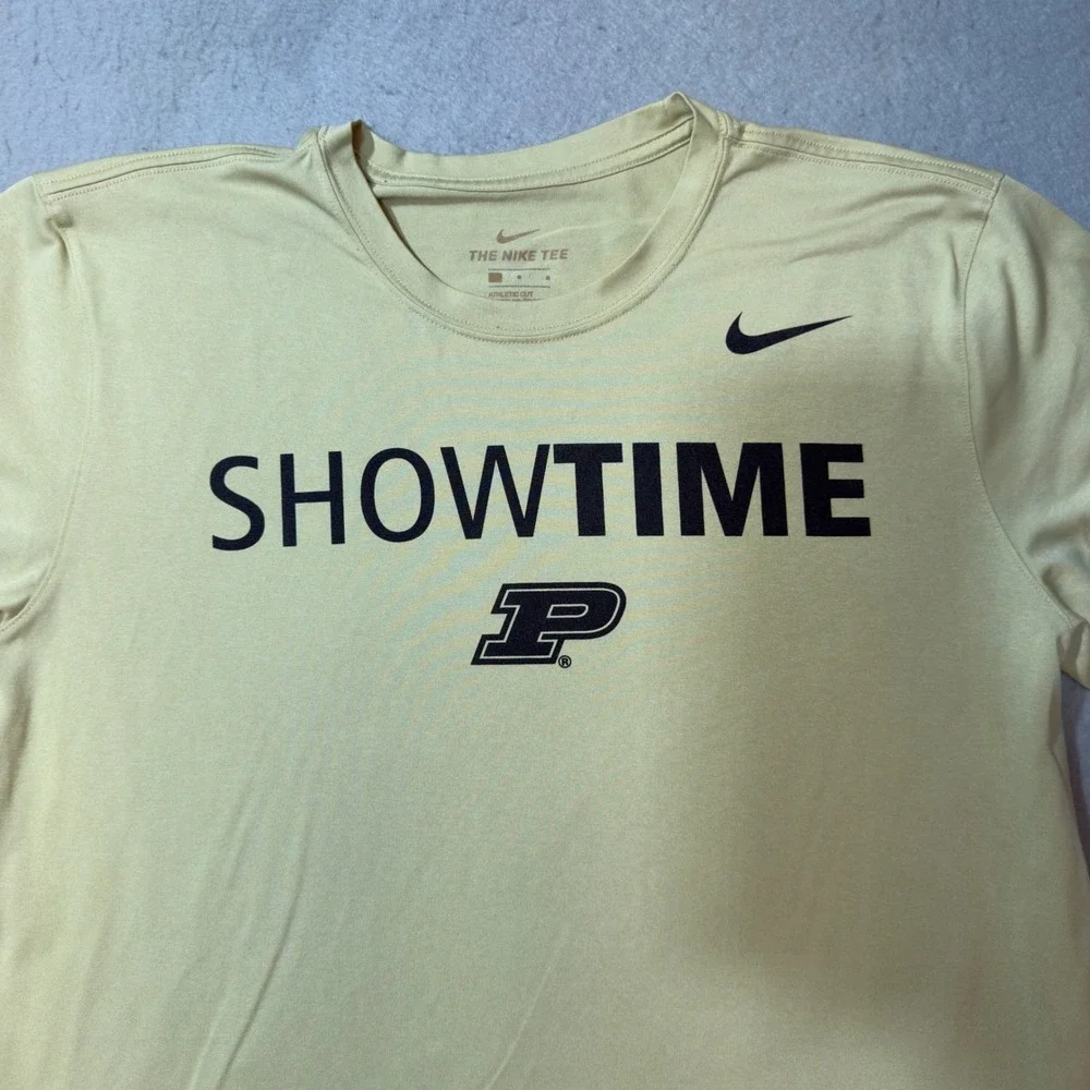 Nike‎ Purdue Boilermakers Showtime Dri-FIT Shirt Mens Large Gold Athletic Tee